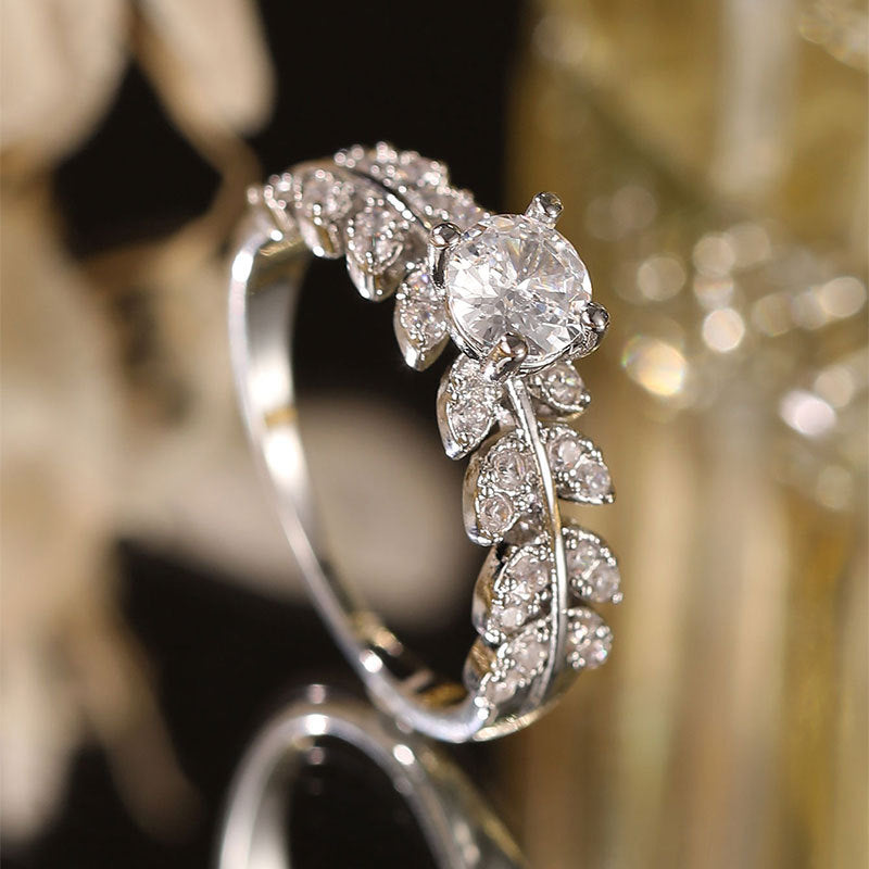 Bague Feuille · Zircon Argenté