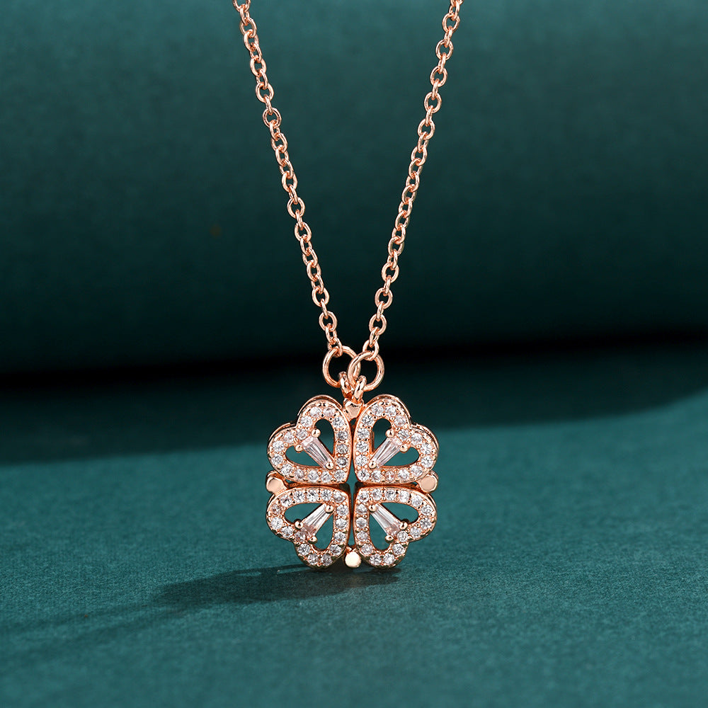 Collier Trèfle 4 Feuilles & Cœurs Zircon 2-en-1 en Acier Titane - Vue 2 · Caelia Paris