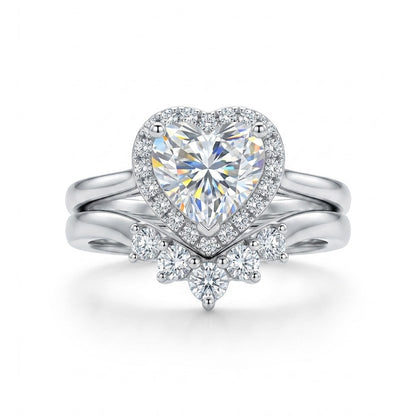 Women's heart-shaped zirconium ring