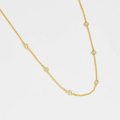 Collier Géométrique Scintillant · Finition Dorée ou Argentée
